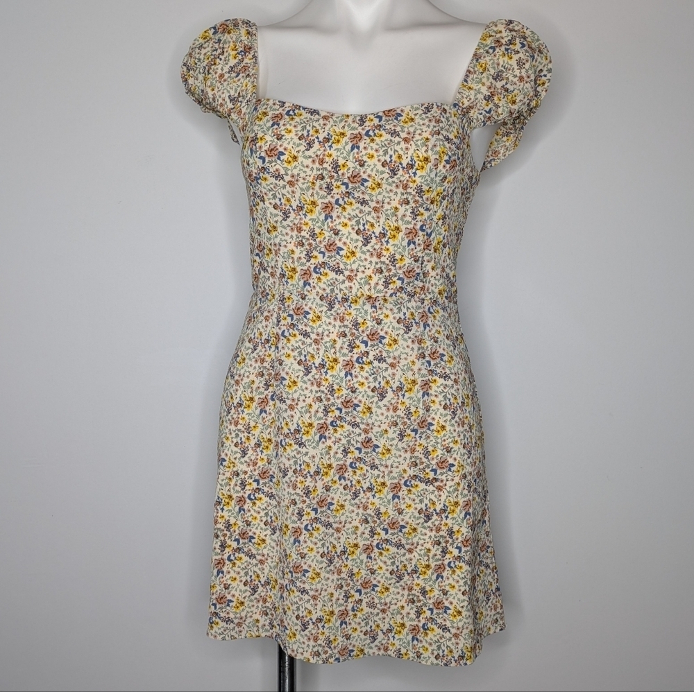 French Connection Cream Yellow Blue Sweetheart Neck Smock Back Floral Mini Dress
